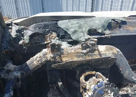 2015 Chevrolet Silverado 2500Hd Wt z USA, uszkodzony, nr VIN 1GB2CUEGXFZ129675